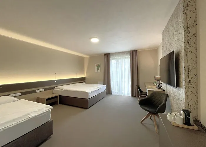 Panska Zahrada Dobřichovice