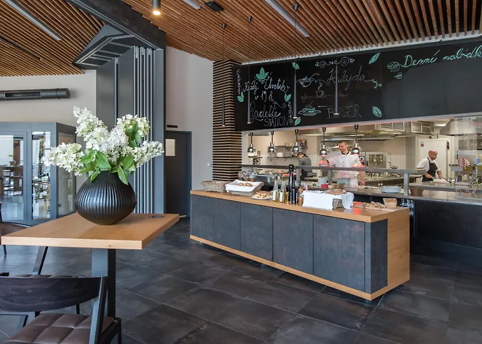 Panska Zahrada Hotel 4*