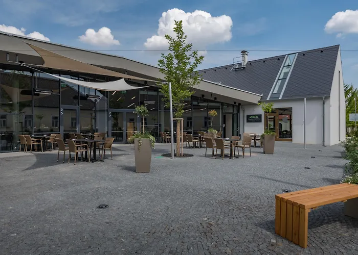 Panska Zahrada Hotel Dobřichovice