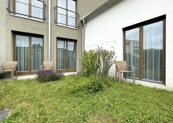 Panska Zahrada Dobřichovice