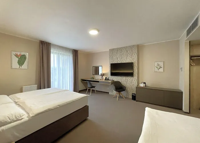 Panska Zahrada Hotel Dobřichovice